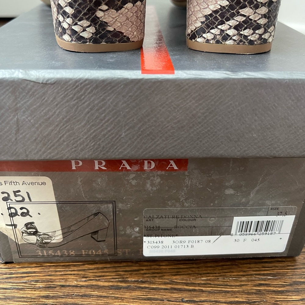 Prada Women's Snakeskin Heels - Black and Gray - Picture 7 of 7